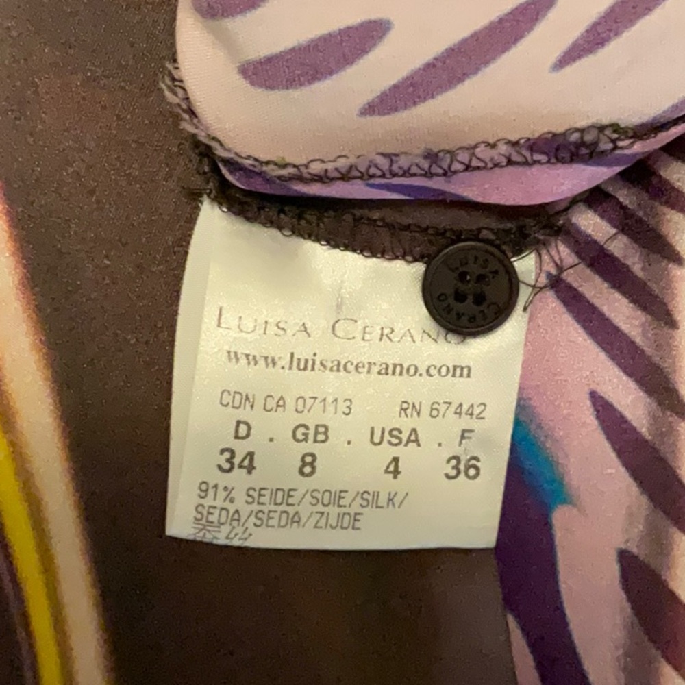 Colorful Button-Up Shirt with Abstract Pattern - Picture 6 of 9